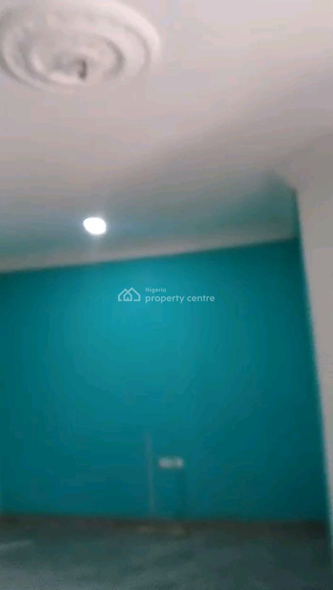Standard 2 Bedroom Flat, Gbagada Phase 1, Gbagada, Lagos, Flat / Apartment for Rent