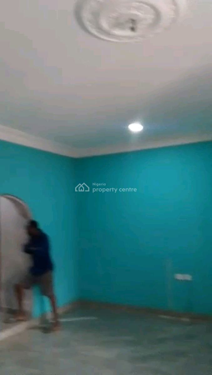Standard 2 Bedroom Flat, Gbagada Phase 1, Gbagada, Lagos, Flat / Apartment for Rent