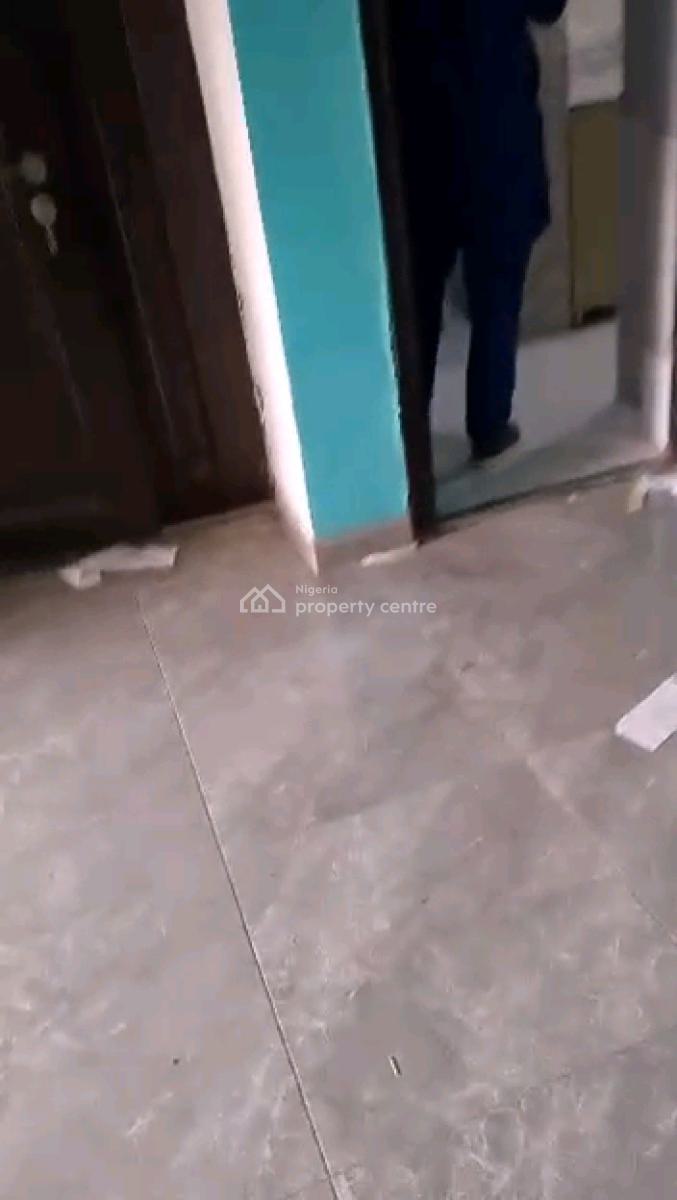 Standard 2 Bedroom Flat, Gbagada Phase 1, Gbagada, Lagos, Flat / Apartment for Rent