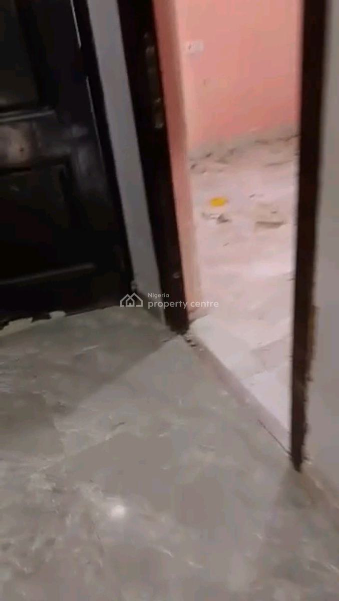 Standard 2 Bedroom Flat, Gbagada Phase 1, Gbagada, Lagos, Flat / Apartment for Rent