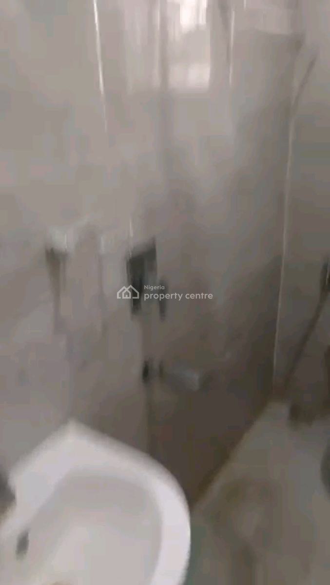 Standard 2 Bedroom Flat, Gbagada Phase 1, Gbagada, Lagos, Flat / Apartment for Rent