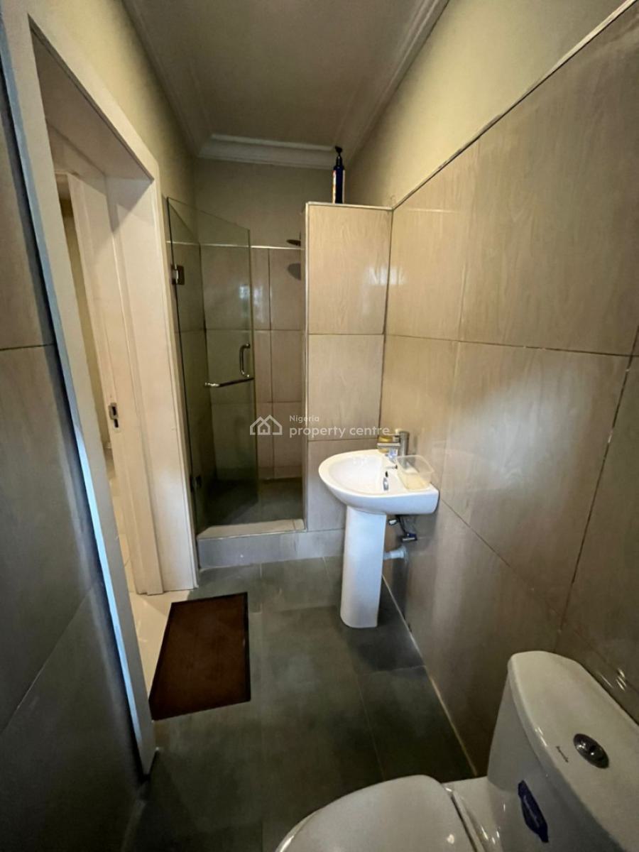 Classic 3 Bedroom Fully Serviced Apartment, Megamound Estate, Lekki Expressway, Lekki, Lagos, Flat / Apartment for Sale