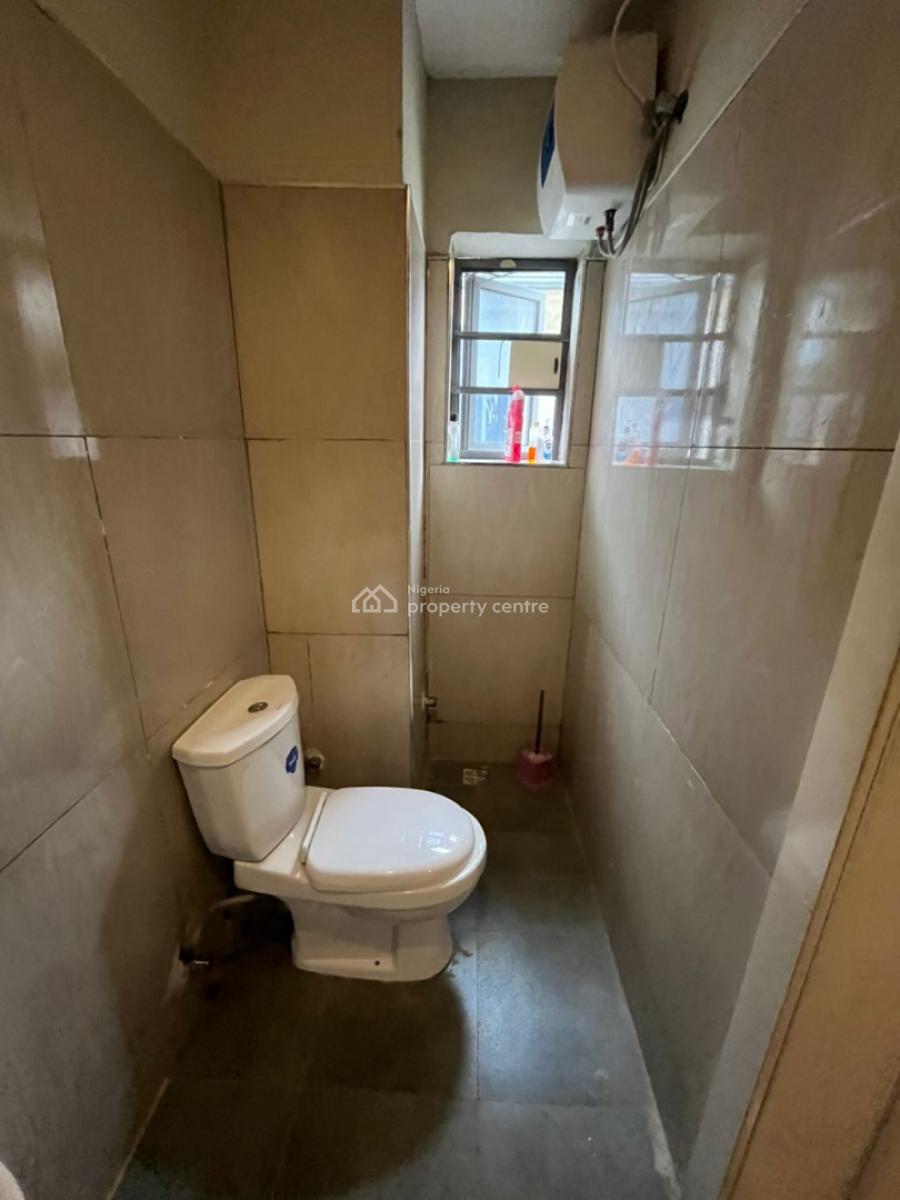 Classic 3 Bedroom Fully Serviced Apartment, Megamound Estate, Lekki Expressway, Lekki, Lagos, Flat / Apartment for Sale