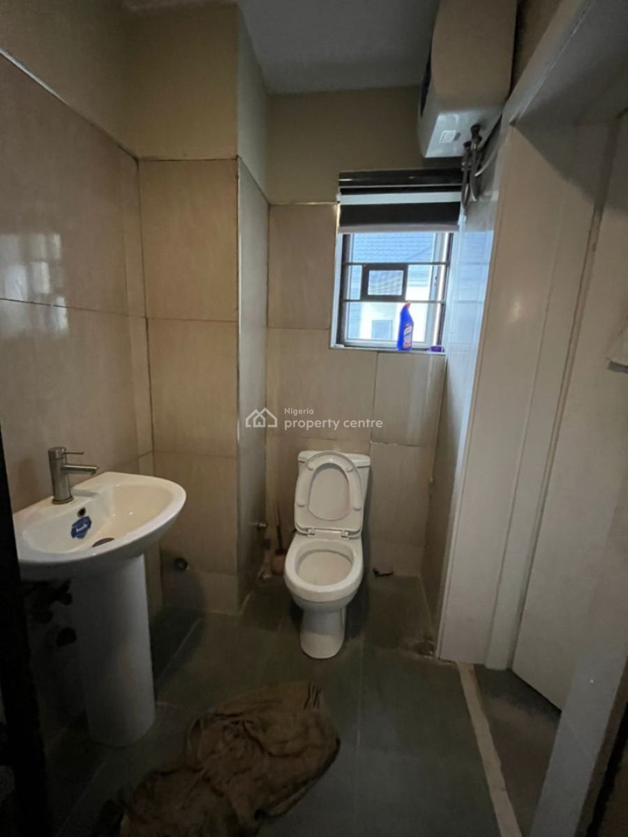 Classic 3 Bedroom Fully Serviced Apartment, Megamound Estate, Lekki Expressway, Lekki, Lagos, Flat / Apartment for Sale