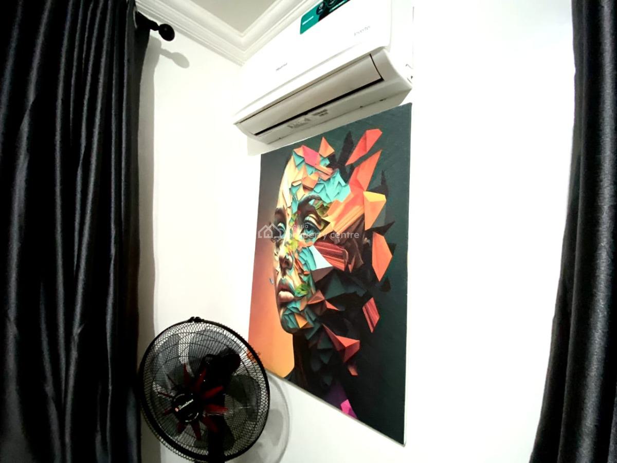 1 Bedroom Apartment, Omole Phase 1, Ikeja, Lagos, Mini Flat (room and Parlour) Short Let