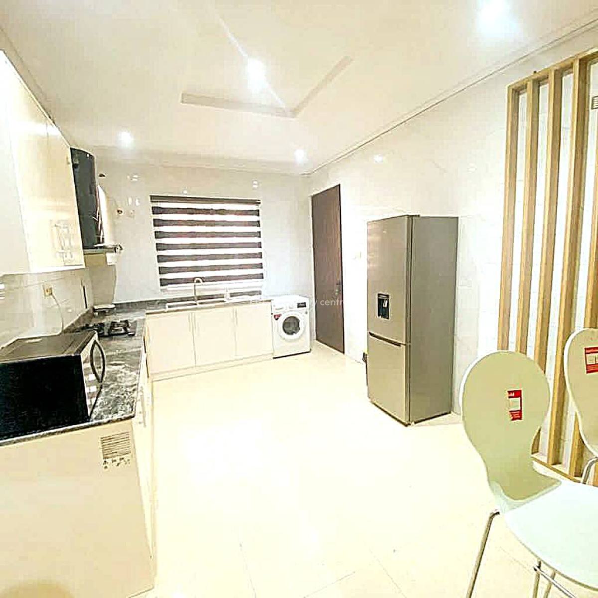 Serviced and Furnished 3-bedroom Apartment, Lekki Phase 1, Lekki, Lagos, Flat / Apartment for Rent
