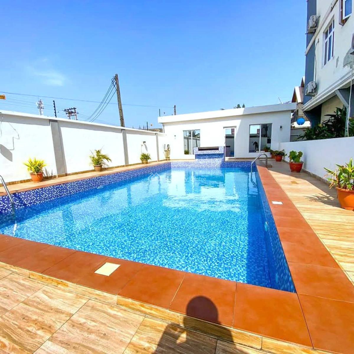 Serviced and Furnished 3-bedroom Apartment, Lekki Phase 1, Lekki, Lagos, Flat / Apartment for Rent