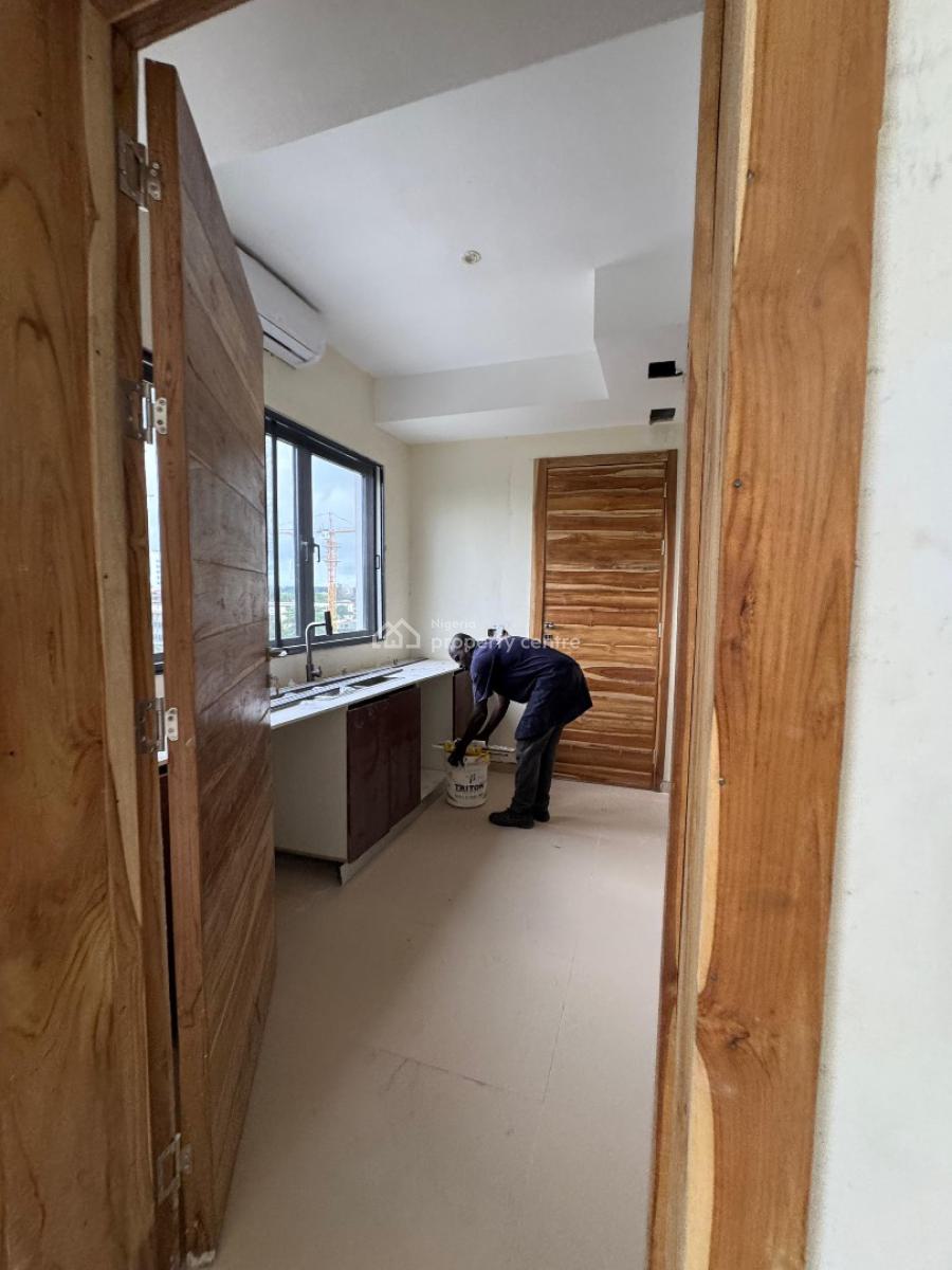 Magnificent 2 Bedroom Apartment with a Pool,gym and Elevator, Victoria Island (vi), Lagos, Flat / Apartment for Sale