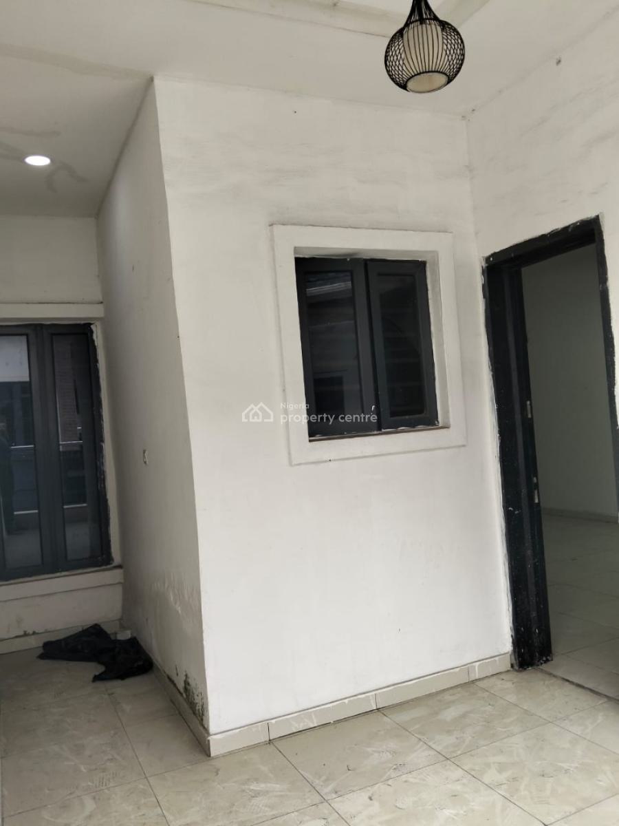 Very Spacious Master Bedroom Available Video Available Too, Orchid Road Royal Pine Estate, Lekki, Lagos, Self Contain (single Rooms) for Rent