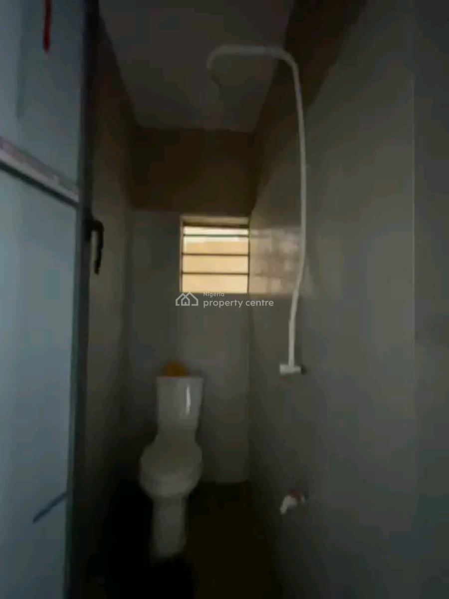Standard and Executive Room Self Contained, Morocco, Shomolu, Lagos, Self Contain (single Rooms) for Rent