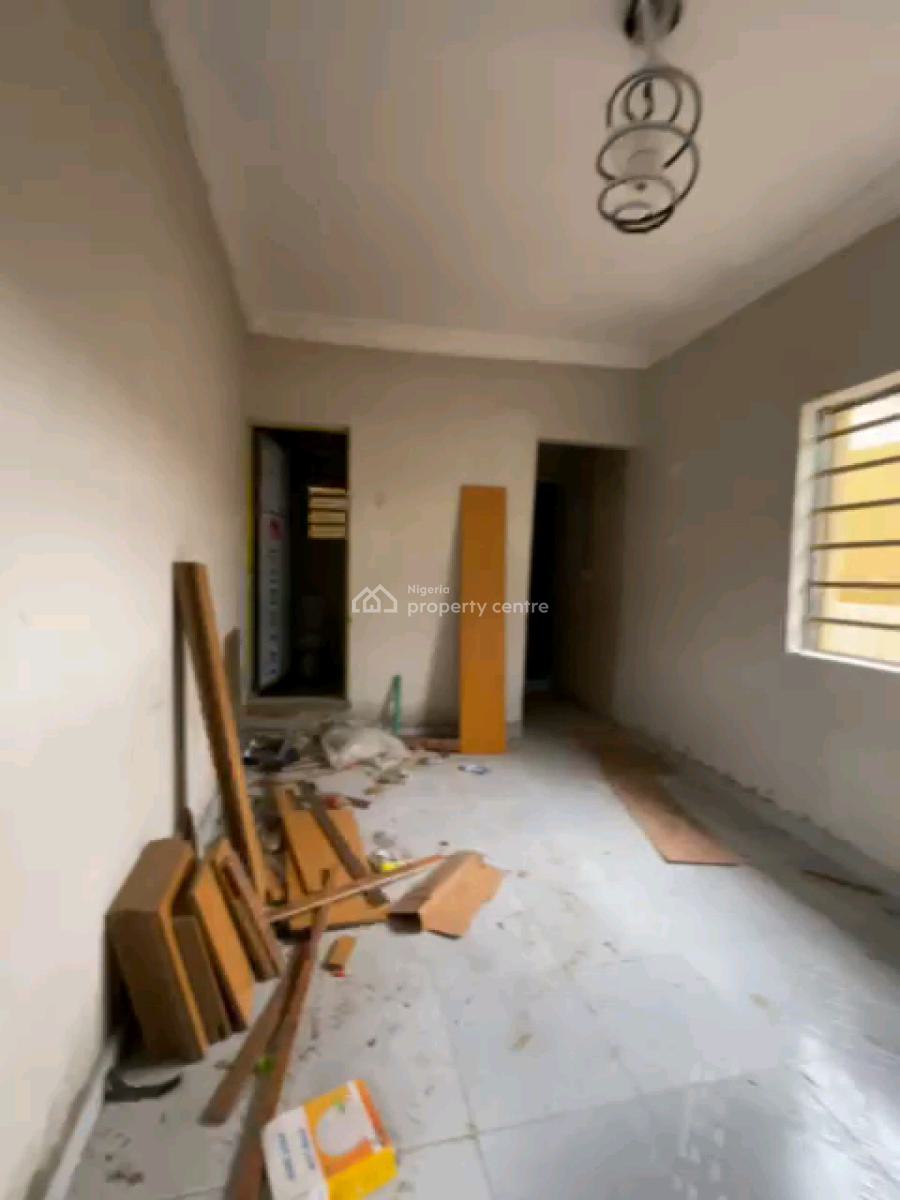 Standard and Executive Room Self Contained, Morocco, Shomolu, Lagos, Self Contain (single Rooms) for Rent