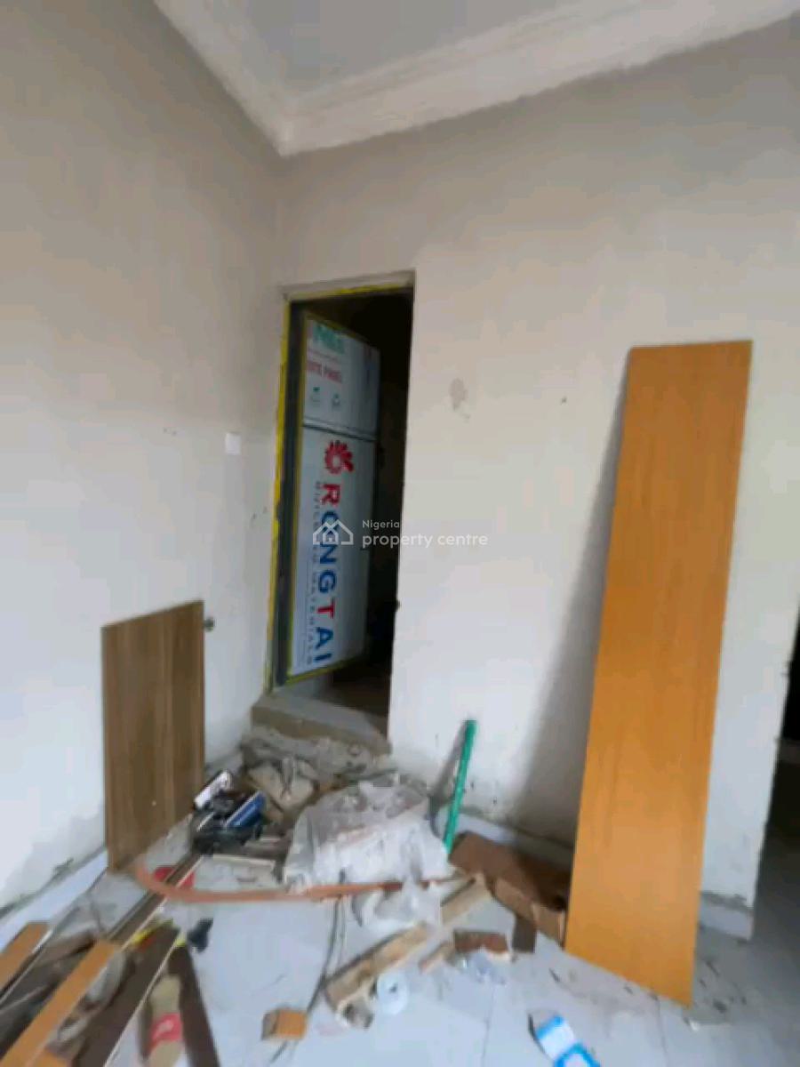Standard and Executive Room Self Contained, Morocco, Shomolu, Lagos, Self Contain (single Rooms) for Rent