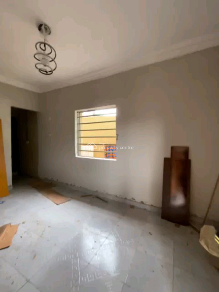 Standard and Executive Room Self Contained, Morocco, Shomolu, Lagos, Self Contain (single Rooms) for Rent