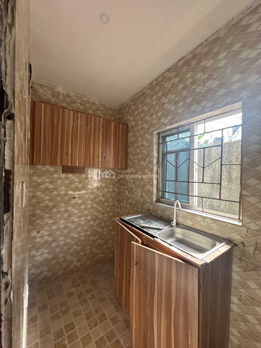 Excellent 2 Bedroom Apartment, Back of Suncity/ay Sharfa, Galadimawa, Abuja, Flat / Apartment for Rent