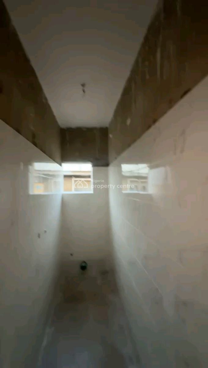 Newly Built Mini Flat, Onipanu, Onipanu, Shomolu, Lagos, Mini Flat (room and Parlour) for Rent