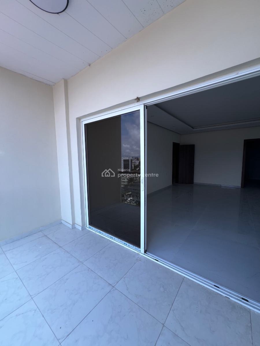Elegant 4 Bedroom 4 Bedroom Penthouse with Swimming Pool and Gym, Victoria Island (vi), Lagos, Flat / Apartment for Sale