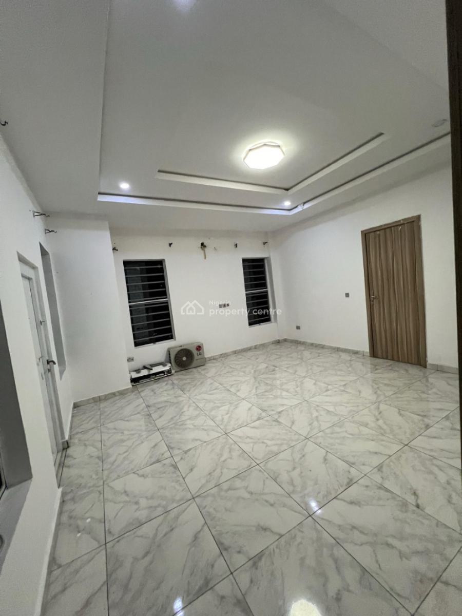 1 Bedroom Apartment, Royal Pine Estate, Orchid, Lekki, Lagos, Self Contain (single Rooms) for Rent