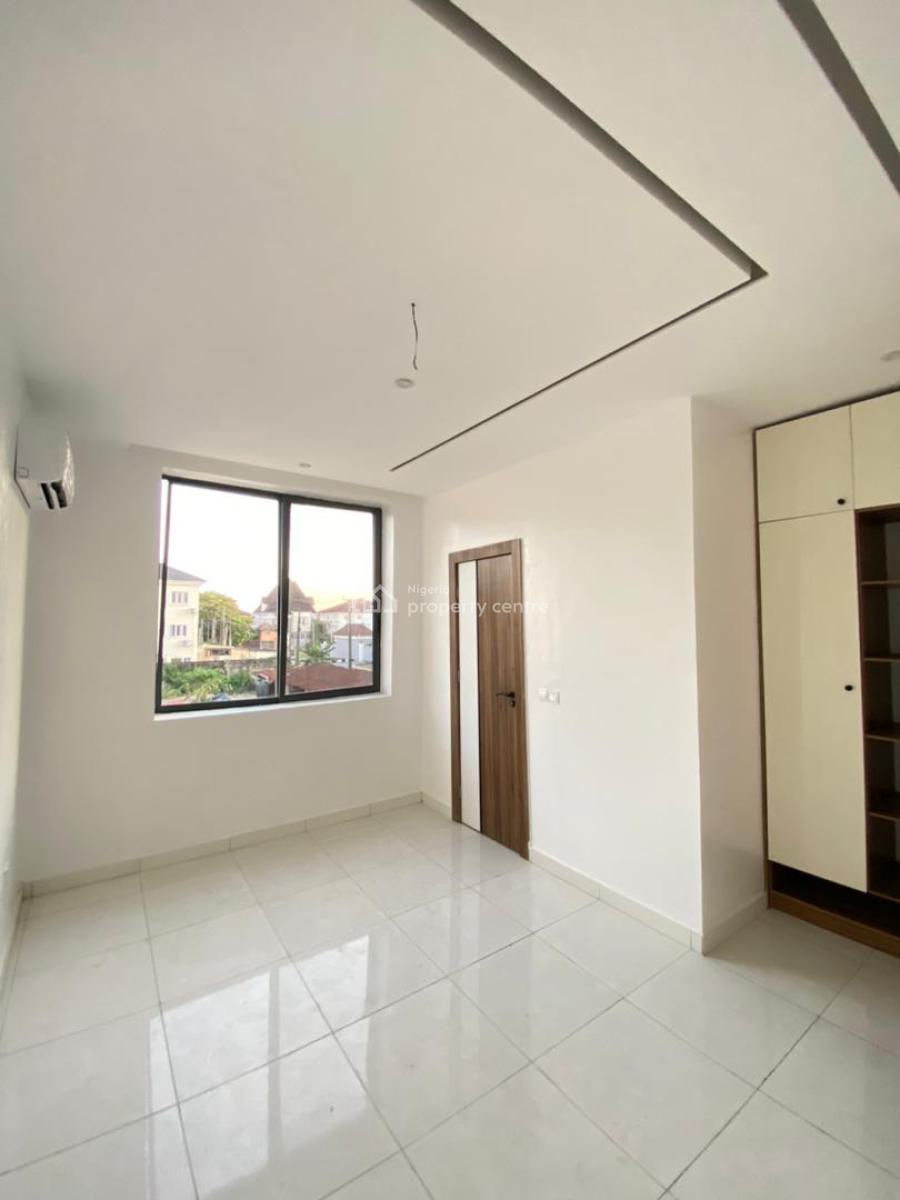 Luxury 2 Bedroom Apartment with Elevator, Swimming Pool and Gym, Lekki Phase 1, Lekki Phase 1, Lekki, Lagos, Flat / Apartment for Sale