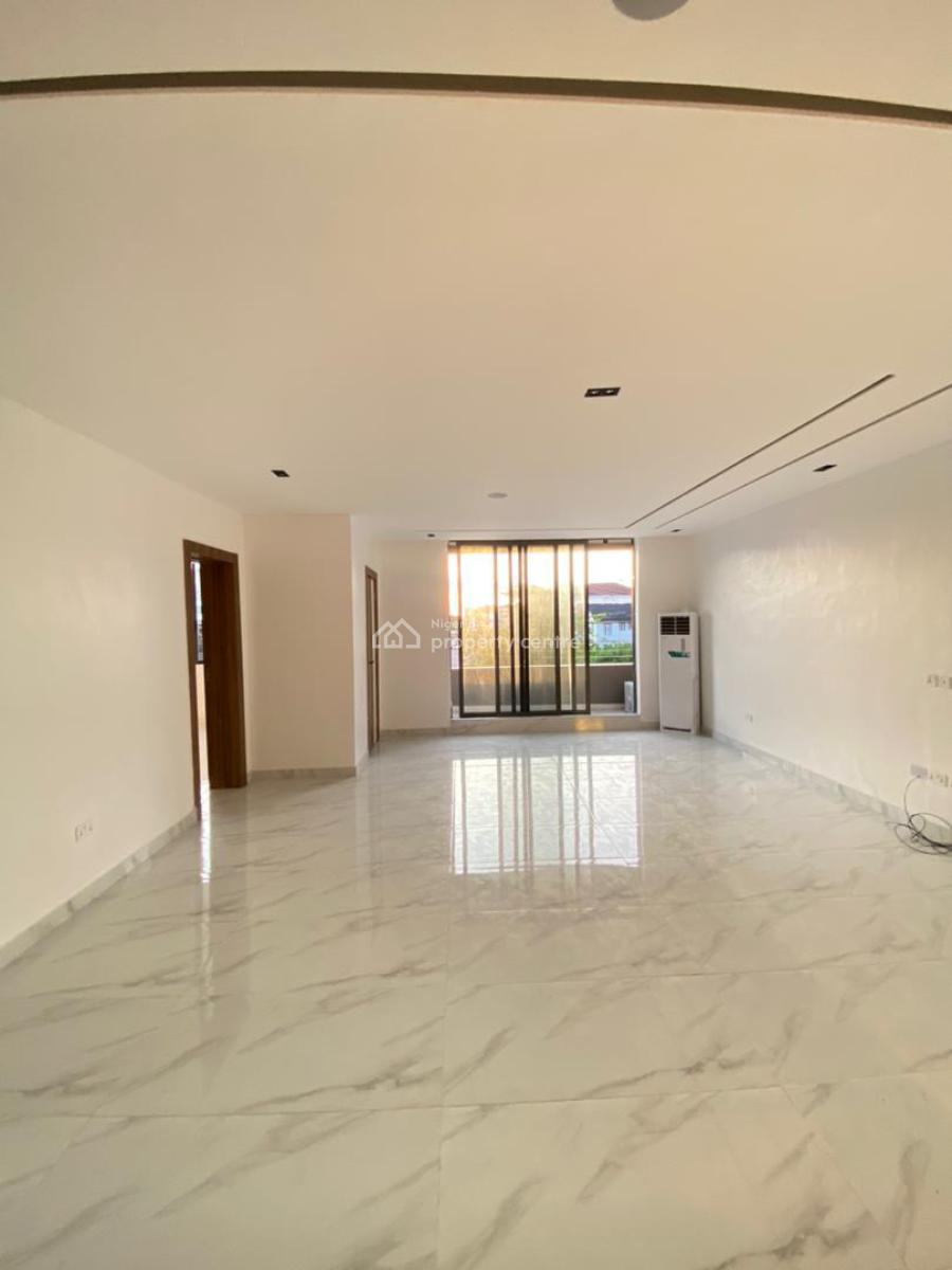 Luxury 2 Bedroom Apartment with Elevator, Swimming Pool and Gym, Lekki Phase 1, Lekki Phase 1, Lekki, Lagos, Flat / Apartment for Sale
