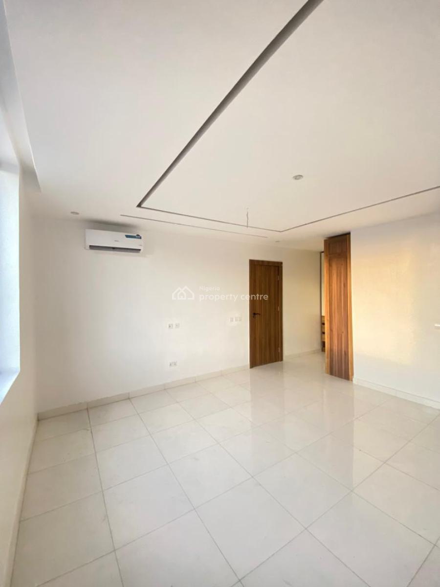 Luxury 2 Bedroom Apartment with Elevator, Swimming Pool and Gym, Lekki Phase 1, Lekki Phase 1, Lekki, Lagos, Flat / Apartment for Sale