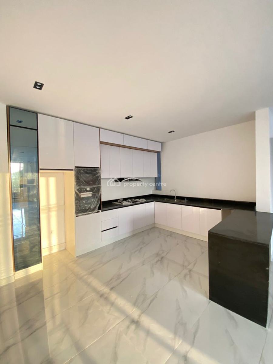 Luxury 2 Bedroom Apartment with Elevator, Swimming Pool and Gym, Lekki Phase 1, Lekki Phase 1, Lekki, Lagos, Flat / Apartment for Sale