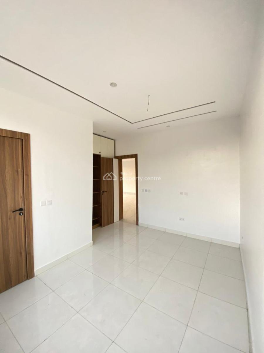 Luxury 2 Bedroom Apartment with Elevator, Swimming Pool and Gym, Lekki Phase 1, Lekki Phase 1, Lekki, Lagos, Flat / Apartment for Sale