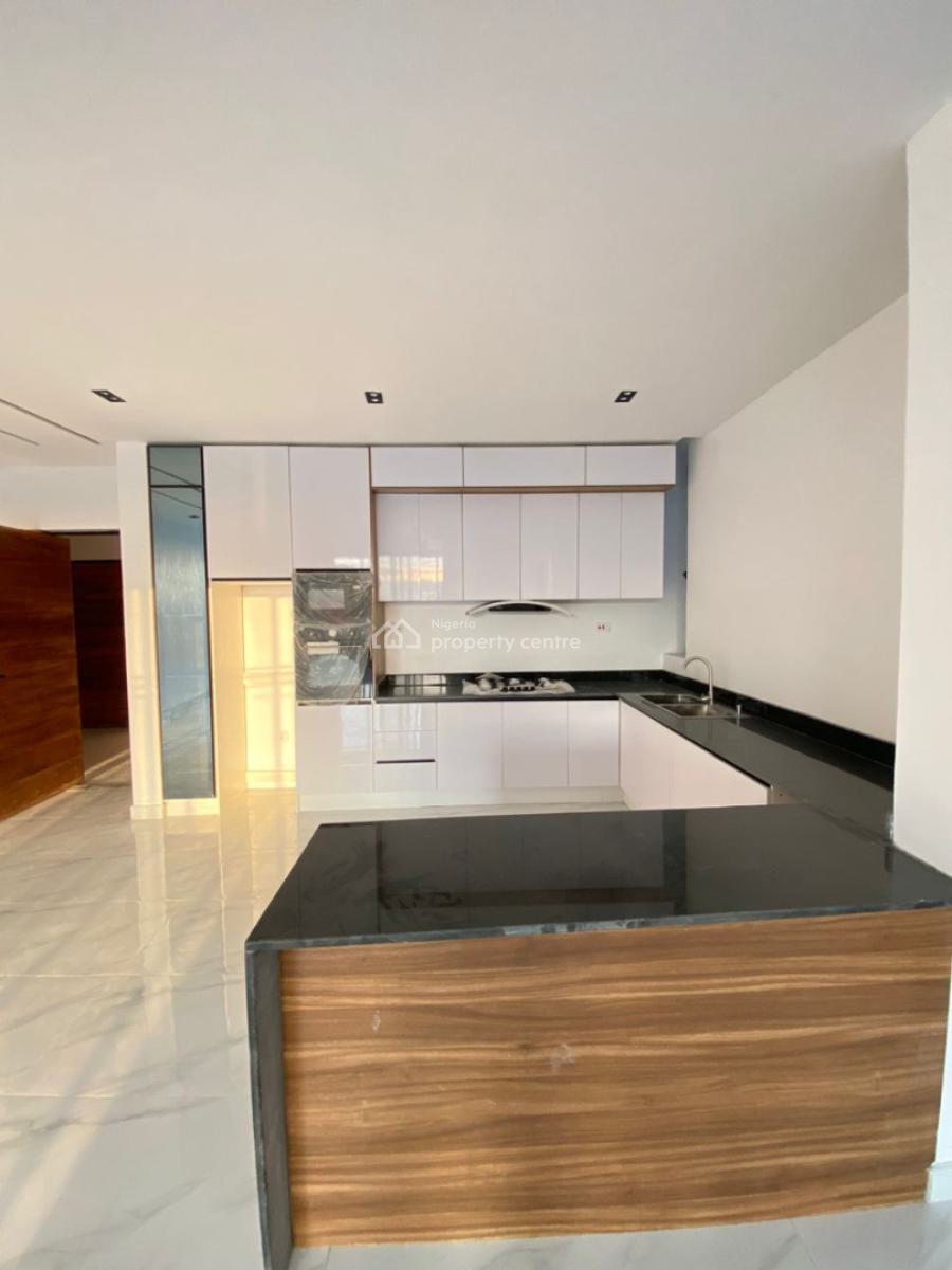 Luxury 2 Bedroom Apartment with Elevator, Swimming Pool and Gym, Lekki Phase 1, Lekki Phase 1, Lekki, Lagos, Flat / Apartment for Sale