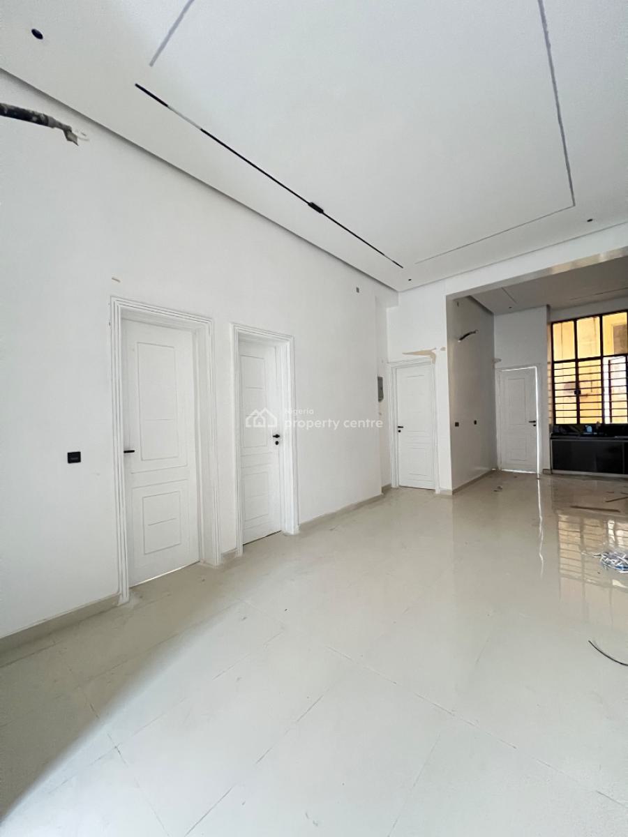 Luxury 3 Bedroom Apartment with Swimming Pool & Gym, Off Admiralty Way, Lekki Phase 1, Lekki, Lagos, Flat / Apartment for Sale