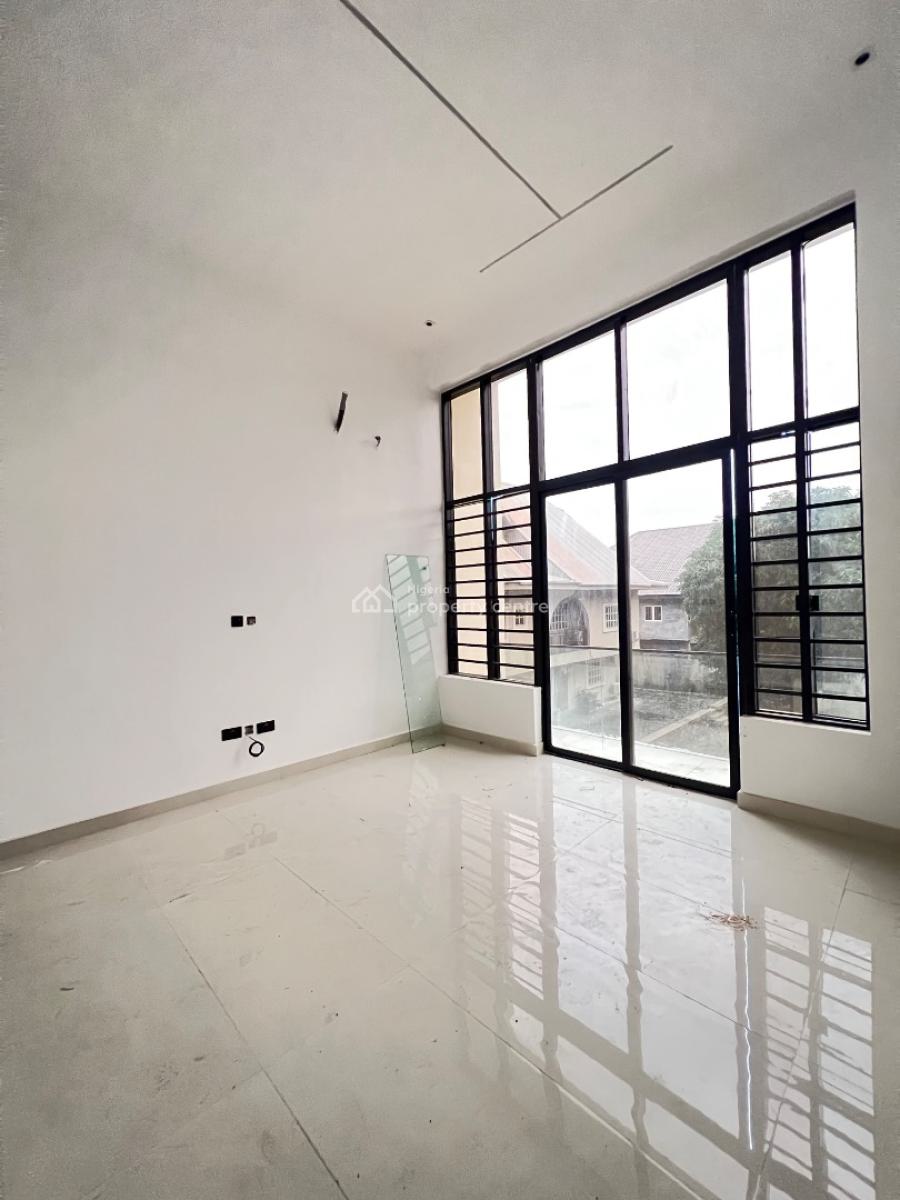 Luxury 3 Bedroom Apartment with Swimming Pool & Gym, Off Admiralty Way, Lekki Phase 1, Lekki, Lagos, Flat / Apartment for Sale