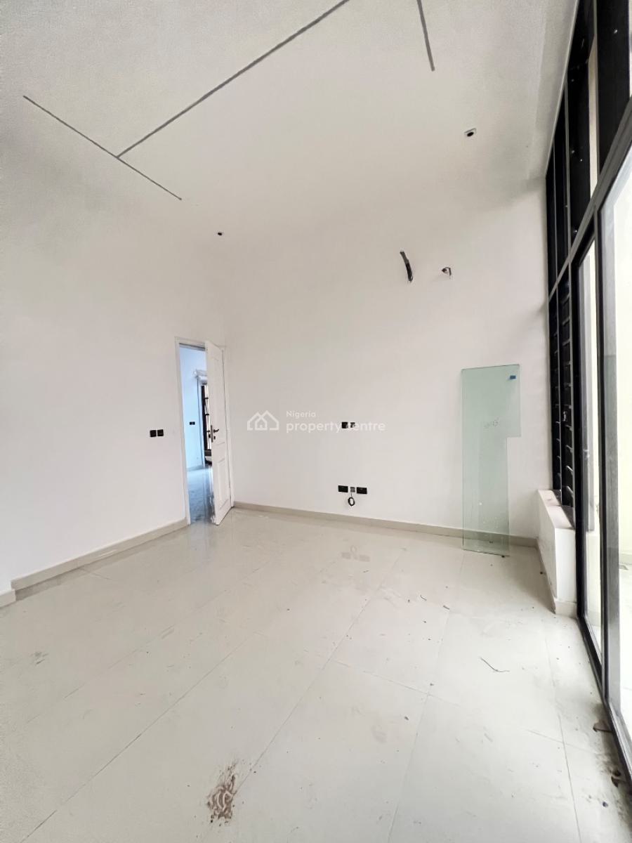 Luxury 3 Bedroom Apartment with Swimming Pool & Gym, Off Admiralty Way, Lekki Phase 1, Lekki, Lagos, Flat / Apartment for Sale