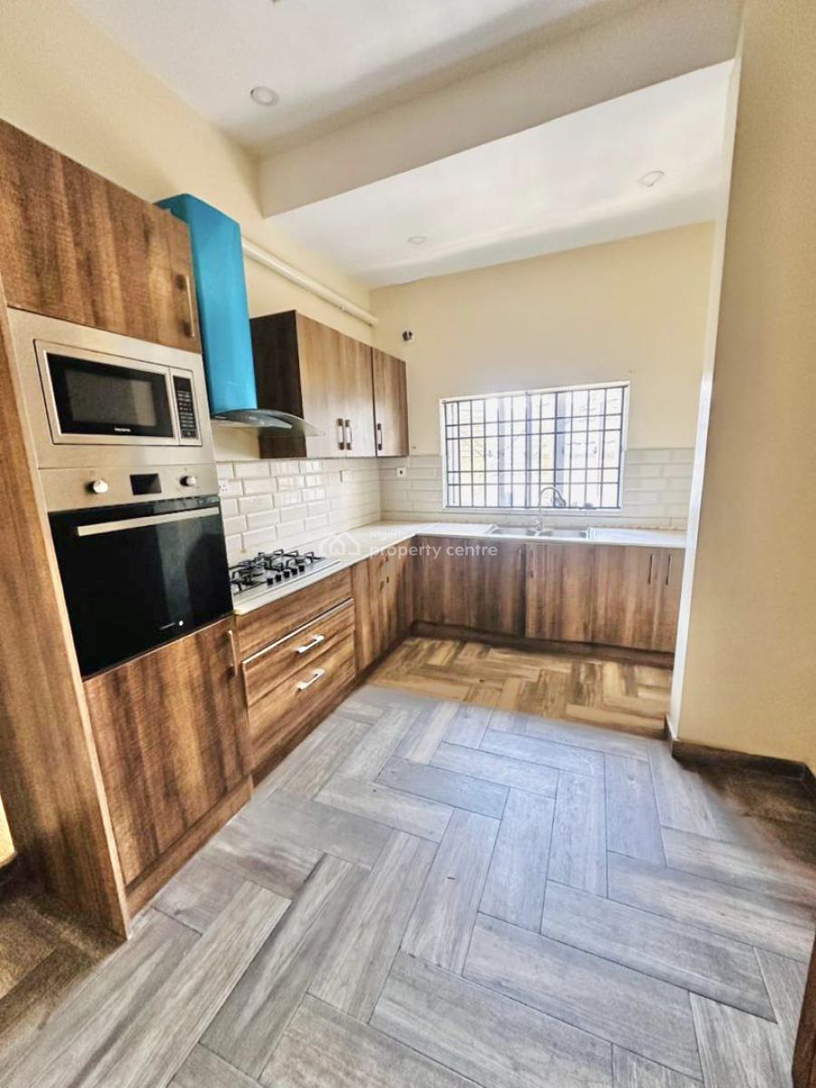 Exquisitely 3 Bedroom Maisonette, Osapa, Lekki, Lagos, Flat / Apartment for Rent
