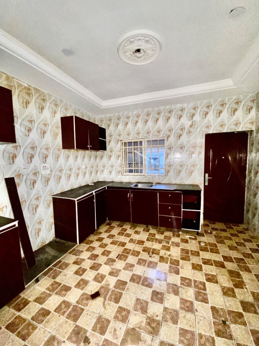 Very Massive and Spacious Three Bedroom Bungalow, Little Acorns Estate, Lokogoma District, Abuja, Semi-detached Bungalow for Rent