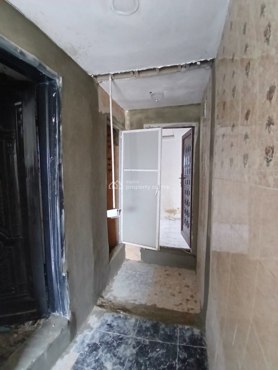 Newly Renovated Mini Flat Apartment with 2toilets, Ado Road, Ajah, Ajah, Lagos, Mini Flat (room and Parlour) for Rent