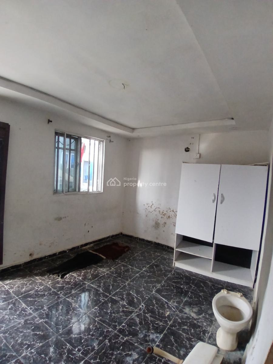 Newly Renovated Mini Flat Apartment with 2toilets, Ado Road, Ajah, Ajah, Lagos, Mini Flat (room and Parlour) for Rent