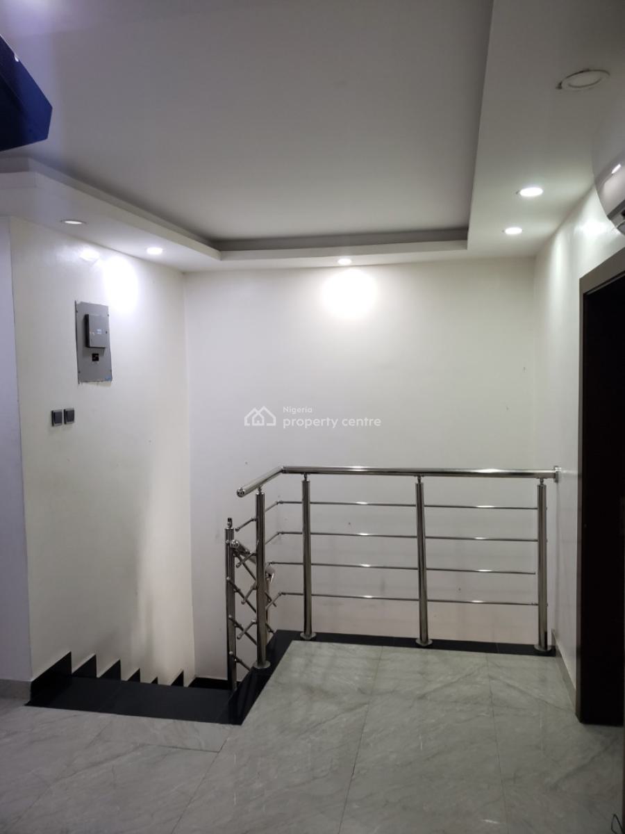 Luxury 4bedroom, Victoria Island (vi), Lagos, Semi-detached Duplex for Sale