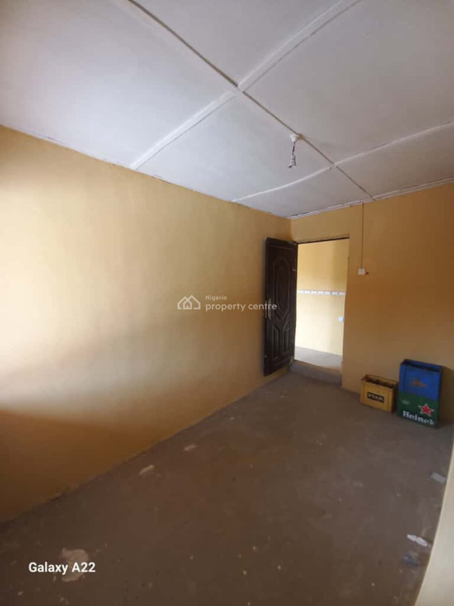 Room and Parlor Selfcon with Sweet Modern Facilities, Iyana Tipper Garage,after Wire and Cable Apata Ibadan, Apata, Ibadan, Oyo, Mini Flat (room and Parlour) for Rent