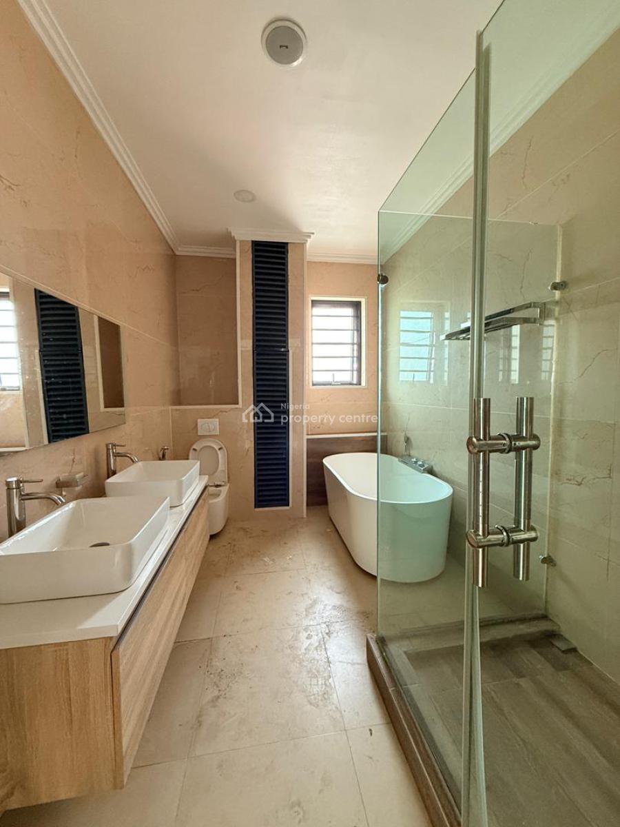Spacious Well Built 3 Bedroom Maisonette on The Pent Floor, Old Ikoyi, Ikoyi, Lagos, Flat / Apartment for Rent
