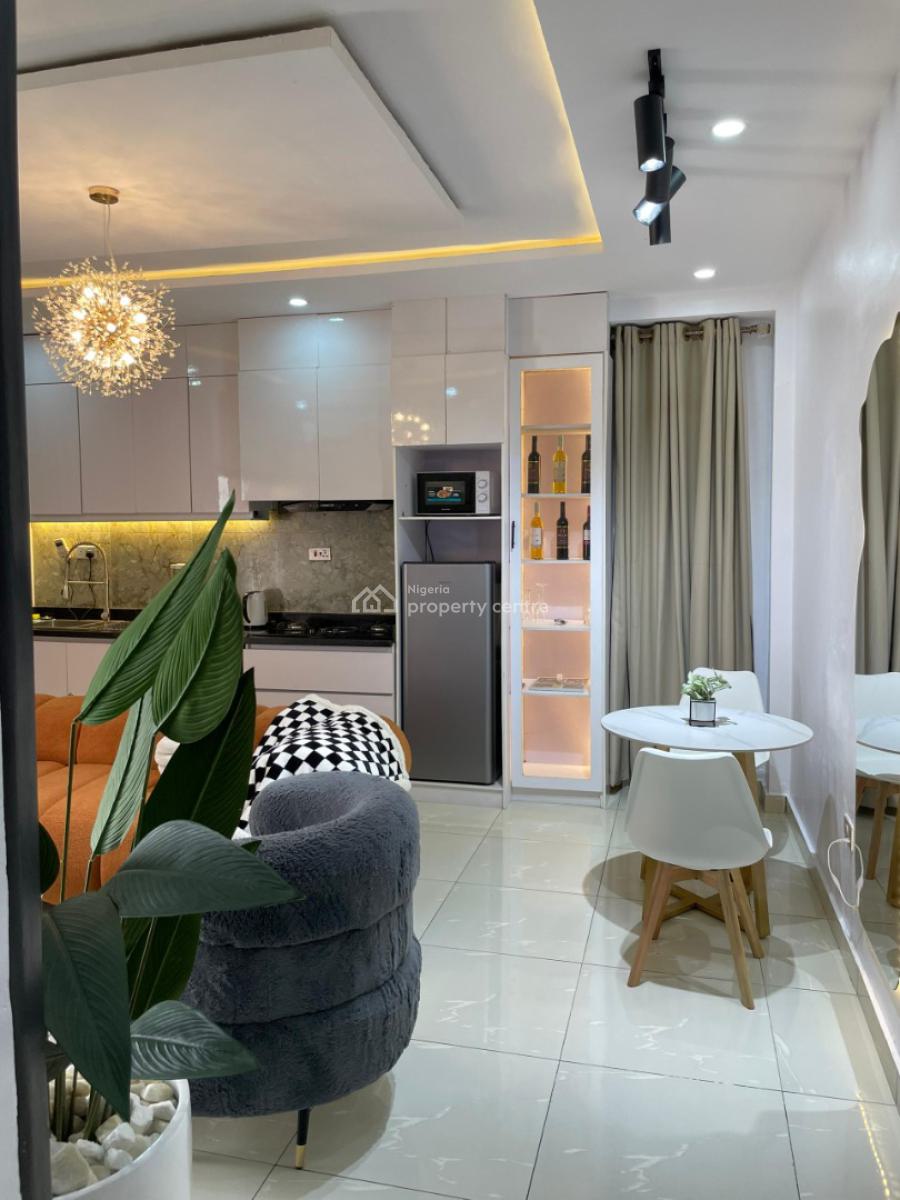 Daphne - Cozy One Bedroom Flat + Ps4, 247 Power & Swimming Pool, Ikate, Lekki, Lagos, Flat / Apartment Short Let