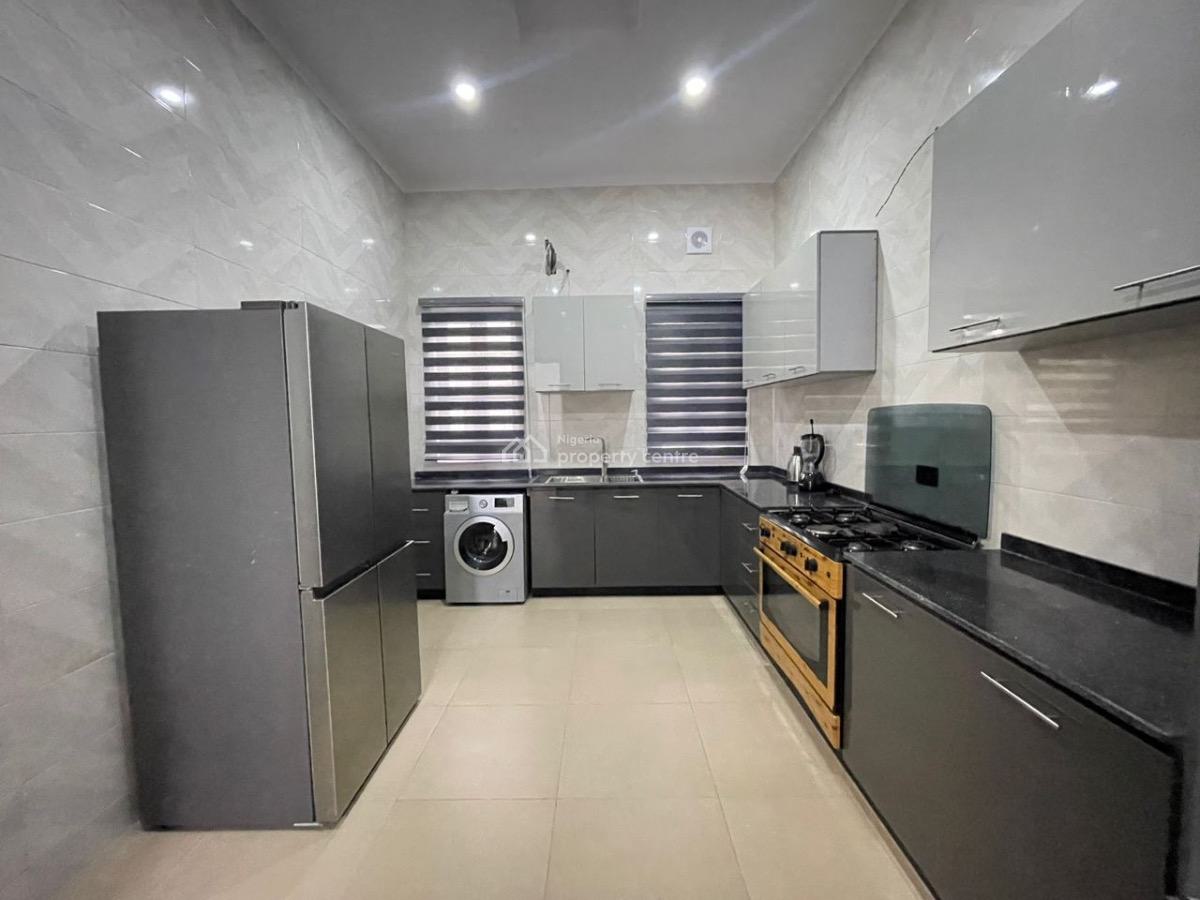 3 Units of Cozy 3 Bedroom Apartment with Ps5 on Request, Henry Ojogho Crescent, Lekki Phase 1, Lekki, Lagos, Flat / Apartment Short Let