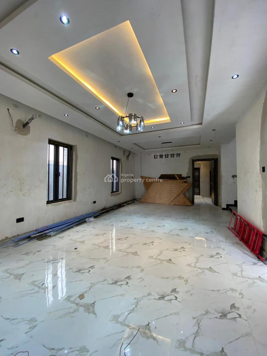 an Amazingly Built 5 Bedroom Fully Detached Duplex in a Very Calm Neig, Cinema|secured Area|bq|spacious Rooms| Spacious Car Park, Ikeja Gra, Ikeja, Lagos, Detached Duplex for Sale