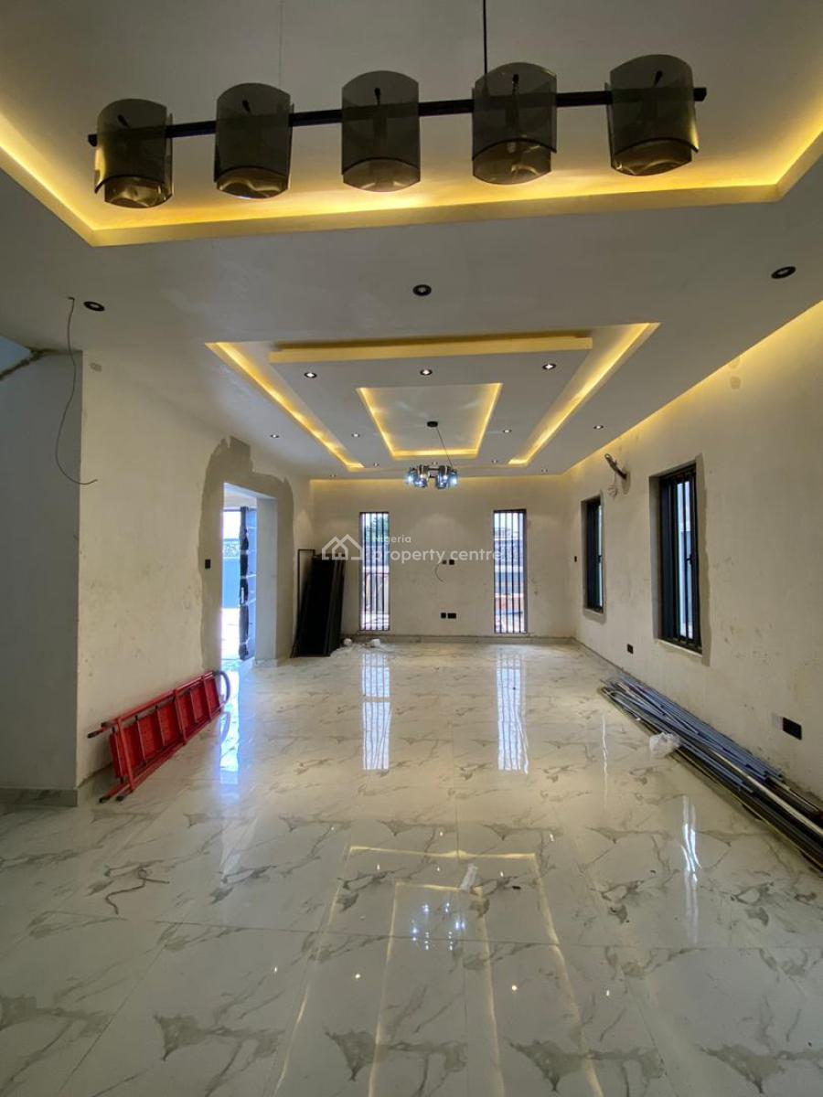 an Amazingly Built 5 Bedroom Fully Detached Duplex in a Very Calm Neig, Cinema|secured Area|bq|spacious Rooms| Spacious Car Park, Ikeja Gra, Ikeja, Lagos, Detached Duplex for Sale