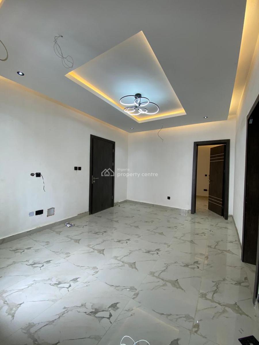 an Amazingly Built 5 Bedroom Fully Detached Duplex in a Very Calm Neig, Cinema|secured Area|bq|spacious Rooms| Spacious Car Park, Ikeja Gra, Ikeja, Lagos, Detached Duplex for Sale