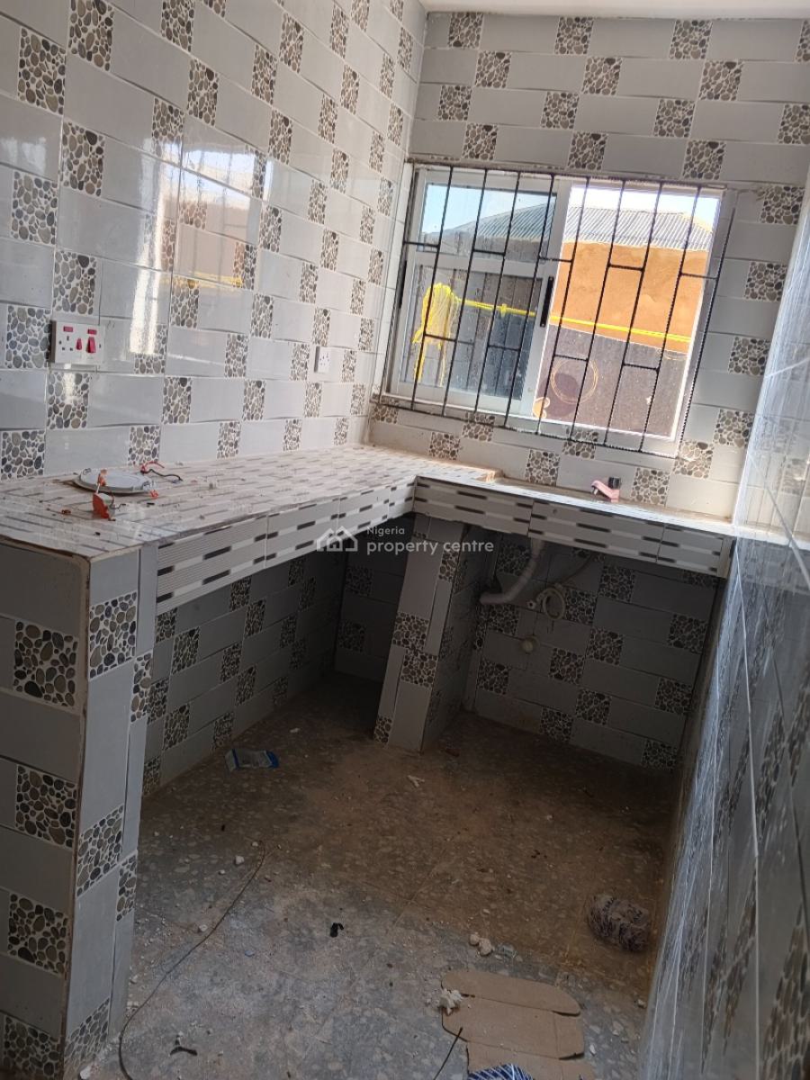 Neat Newly Built Room and Parlour Self Contain Mini Flat Pop Ceiling, Itele Close to Ayobo Lagos, Ado-odo/ota, Ogun, Mini Flat (room and Parlour) for Rent