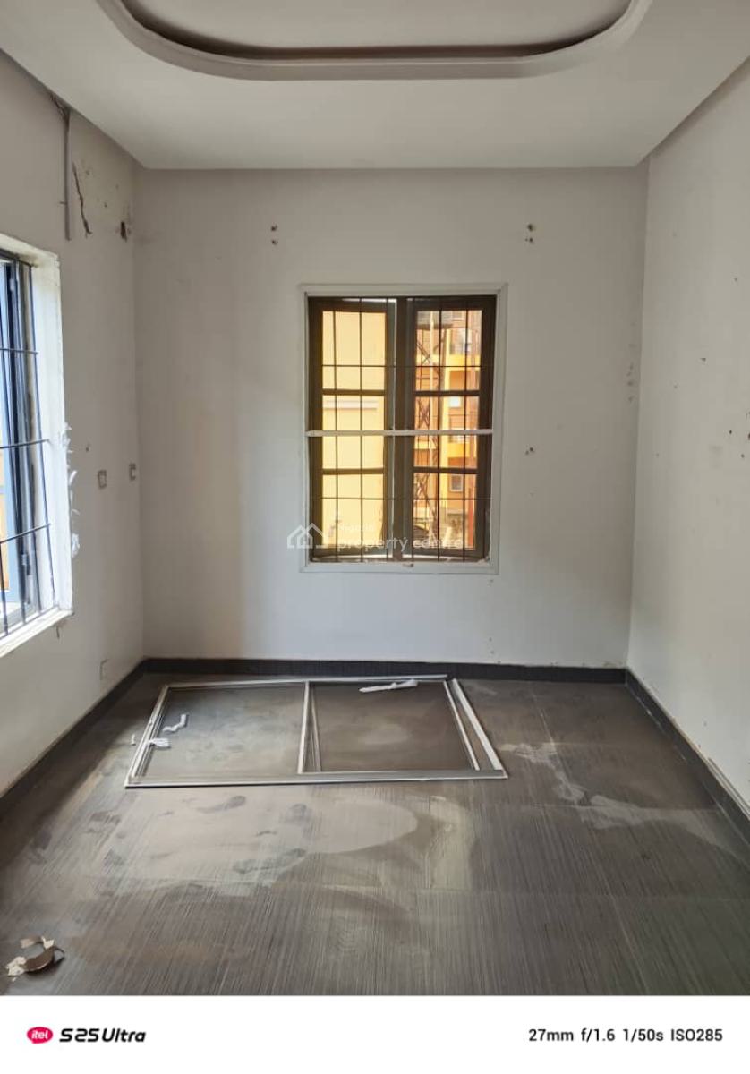 Big Room with Shared Kitchen Upstairs, Bera Estate Chevron, Lekki, Lagos, Self Contain (single Rooms) for Rent