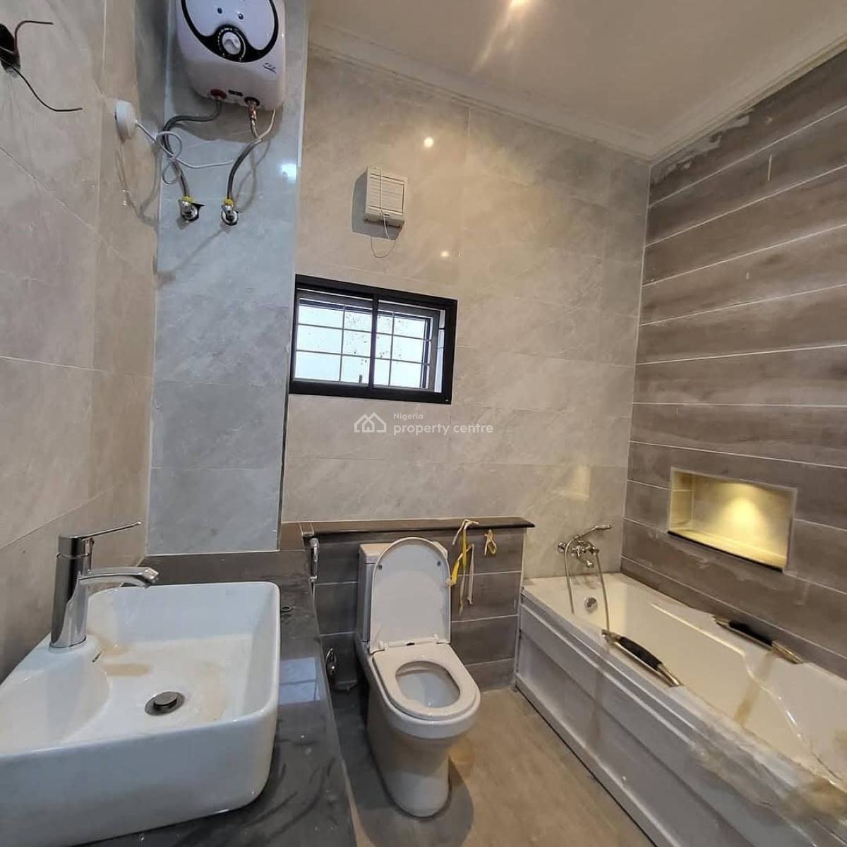 Brand New 5 Bedrooms Terrace Duplex with Bq, Durumi, Abuja, Terraced Duplex for Sale