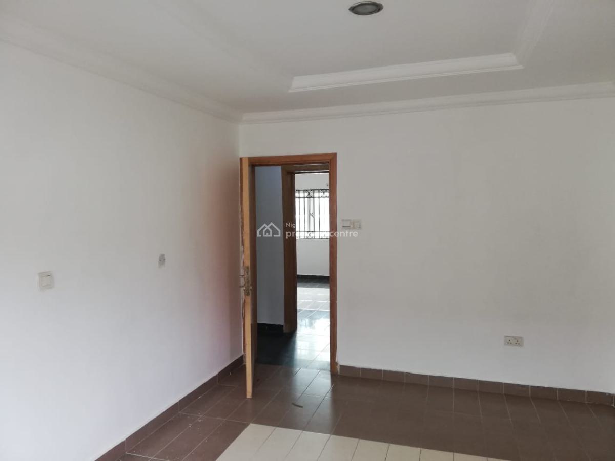 Luxury 4bedroom, Ikota, Lekki, Lagos, Terraced Duplex for Rent