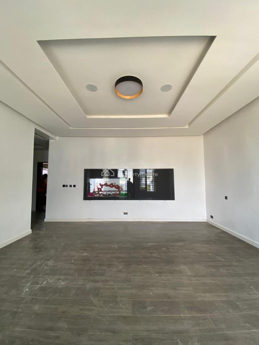a Smartly Built 6 Bedroom Smart Home with Bq and Spacious Car Park, Very Spacious Rooms|spacious Car Park| Secured Area| Bq, Ikeja Gra, Ikeja, Lagos, Detached Duplex for Sale