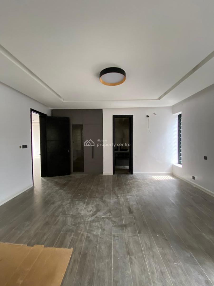 a Smartly Built 6 Bedroom Smart Home with Bq and Spacious Car Park, Very Spacious Rooms|spacious Car Park| Secured Area| Bq, Ikeja Gra, Ikeja, Lagos, Detached Duplex for Sale