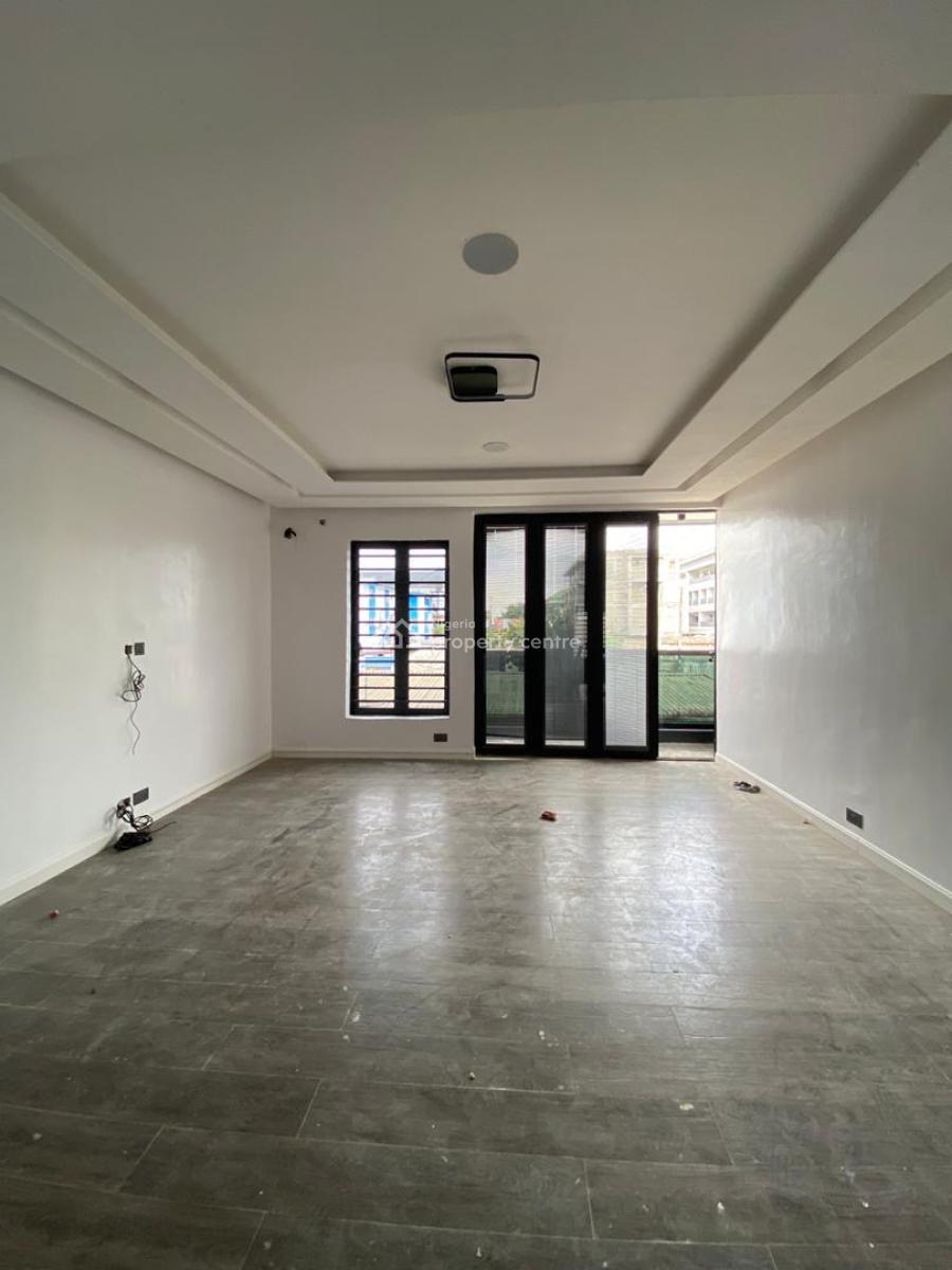 a Smartly Built 6 Bedroom Smart Home with Bq and Spacious Car Park, Very Spacious Rooms|spacious Car Park| Secured Area| Bq, Ikeja Gra, Ikeja, Lagos, Detached Duplex for Sale