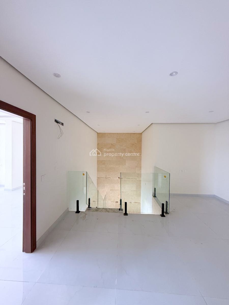 Luxury 4-bedroom Maisonette with a Bq, Victoria Island (vi), Lagos, Flat / Apartment for Sale